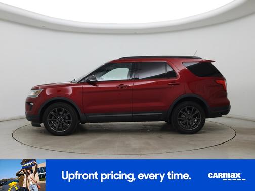 Red 2018 Ford Explorer XLT