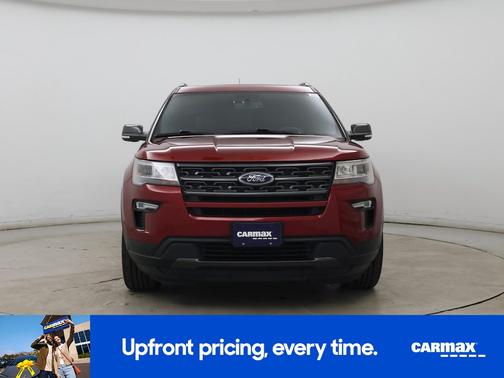 Red 2018 Ford Explorer XLT