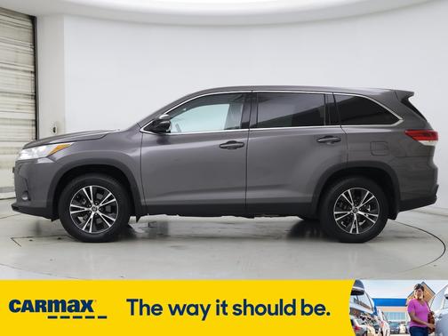 2019 Toyota Highlander LE