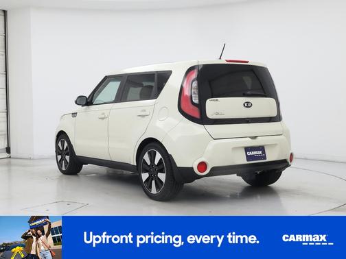 White 2015 Kia Soul !