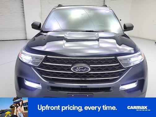 Blue 2022 Ford Explorer XLT