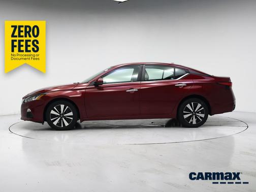 Red 2021 Nissan Altima SV