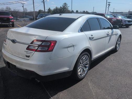 2014 Ford Taurus Limited