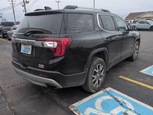 2023 GMC Acadia FWD SLT