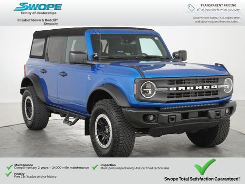 VELOCITY BLUE METALLIC 2023 Ford Bronco Black Diamond