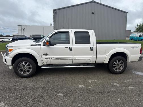 WHITE PLATINUM MET TRI-COAT 2012 Ford F-250 Lariat