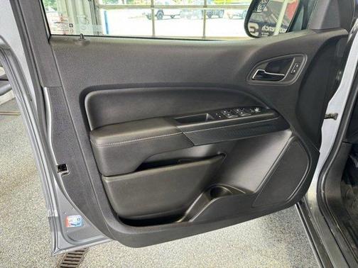 2022 GMC Canyon AT4 w/Leather