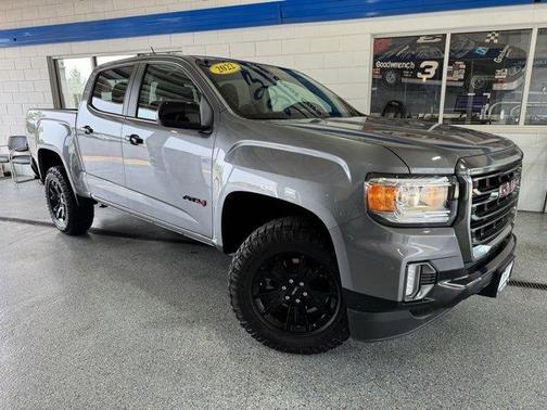 2022 GMC Canyon AT4 w/Leather