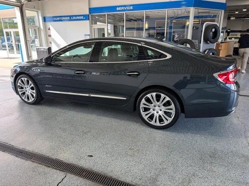 2018 Buick LaCrosse Avenir