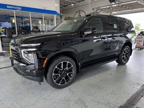 2025 Chevrolet Tahoe RST