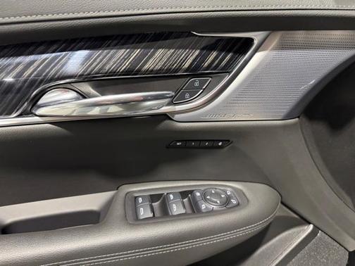 2025 Cadillac XT6 Premium Luxury AWD