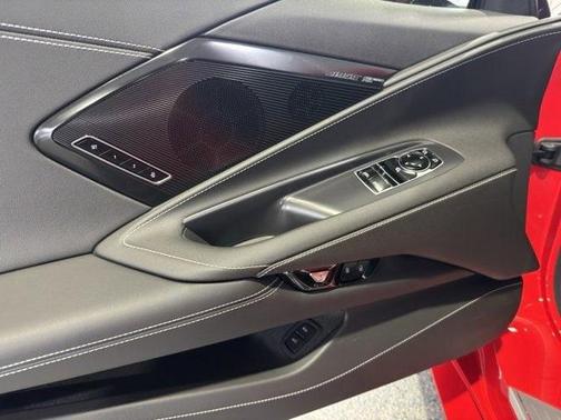 2026 Chevrolet Corvette Stingray w/2LT