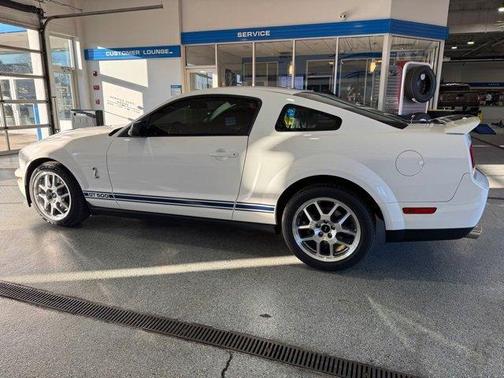 2009 Ford Shelby GT500 Base