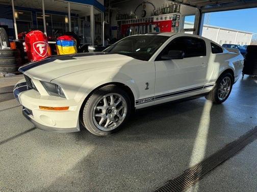 2009 Ford Shelby GT500 Base