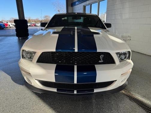 2009 Ford Shelby GT500 Base