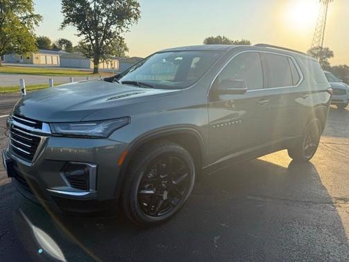 2022 Chevrolet Traverse LT Cloth