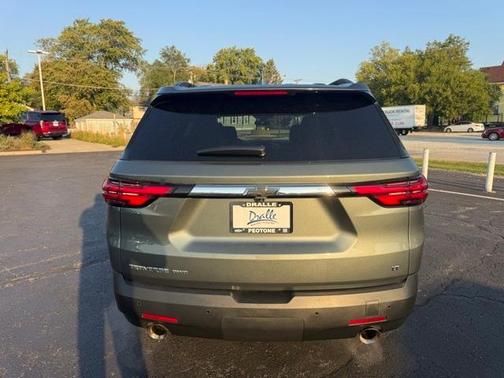 2022 Chevrolet Traverse LT Cloth