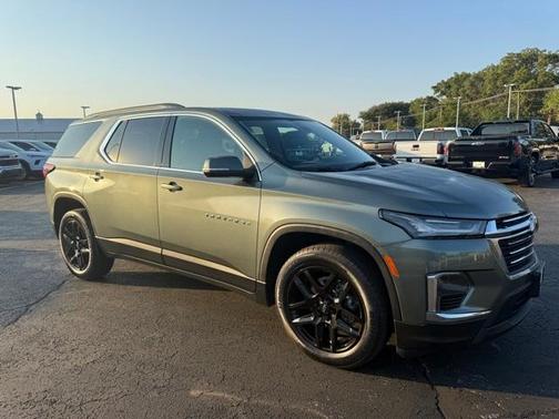 2022 Chevrolet Traverse LT Cloth