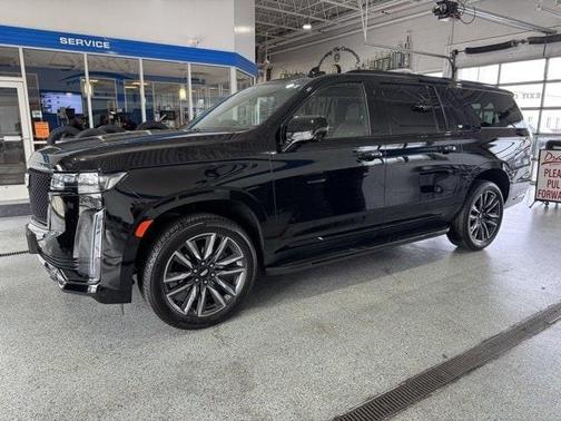 2023 Cadillac Escalade ESV Sport