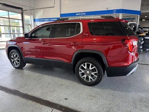 2022 GMC Acadia SLE