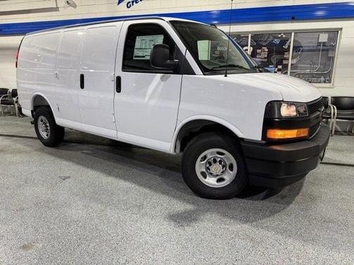 2025 Chevrolet Express 2500 Work Van