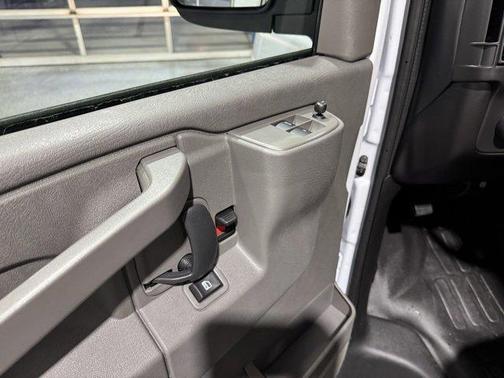 2025 Chevrolet Express 2500 Work Van