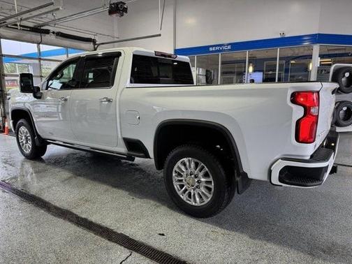 2022 Chevrolet Silverado 3500 High Country