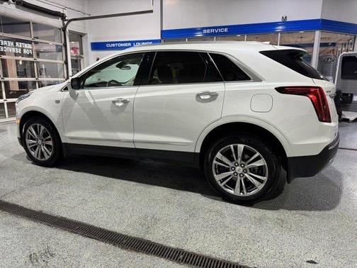 2023 Cadillac XT5 Premium Luxury