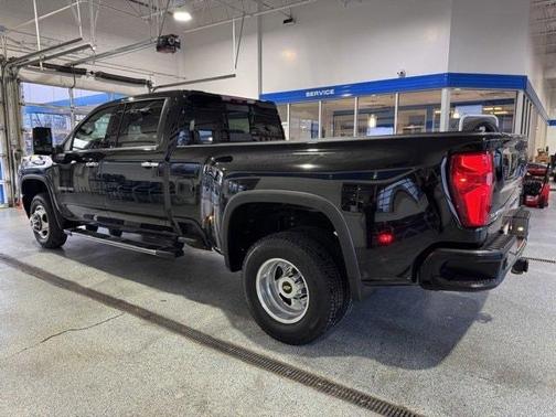 2022 Chevrolet Silverado 3500 High Country