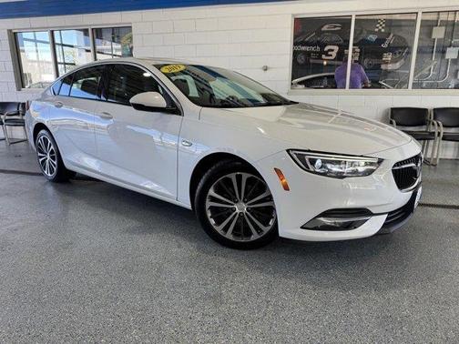 2019 Buick Regal Sportback Preferred II