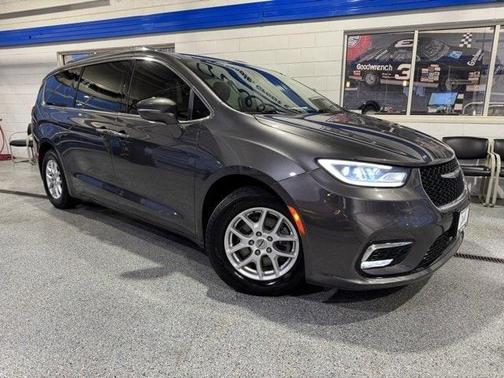 2021 Chrysler Pacifica Touring-L