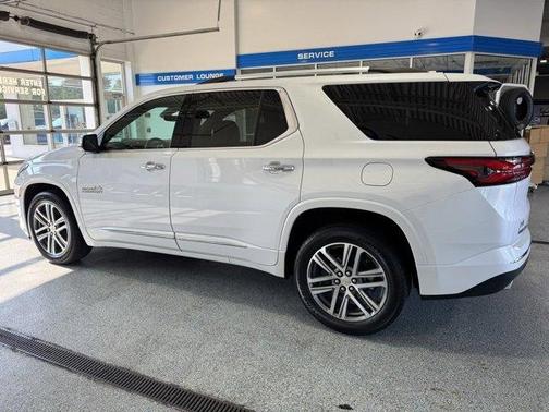 2023 Chevrolet Traverse High Country