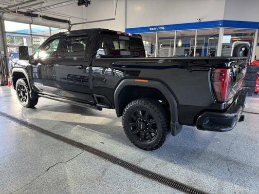 2024 GMC Sierra 2500 AT4