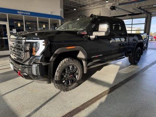 2024 GMC Sierra 2500 AT4
