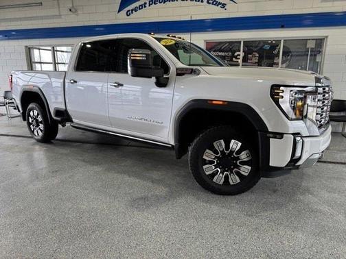 2024 GMC Sierra 2500 Denali