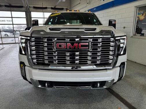 2024 GMC Sierra 2500 Denali