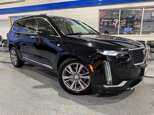 2025 Cadillac XT6 Premium Luxury AWD