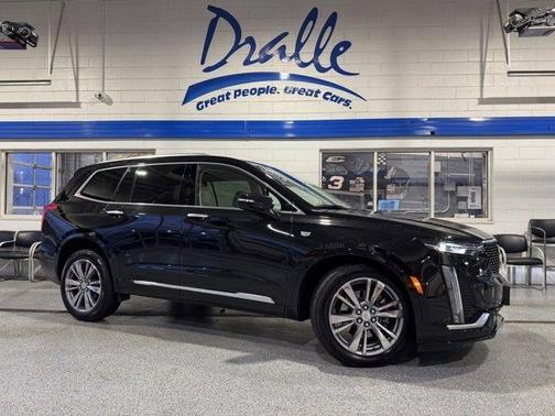 2025 Cadillac XT6 Premium Luxury AWD