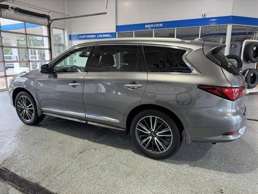 2017 INFINITI QX60 Base