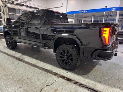 2024 GMC Sierra 3500 AT4