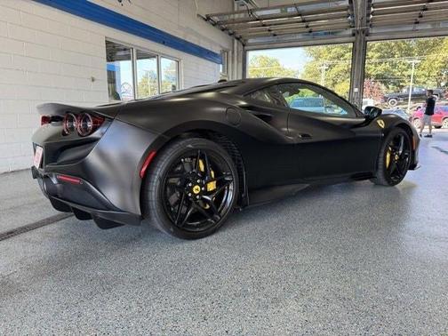 2021 Ferrari F8 Tributo Base