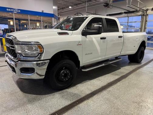 2024 RAM 3500 Big Horn