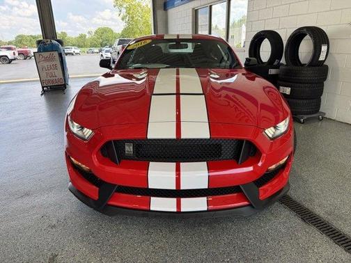 2016 Ford Shelby GT350 Base