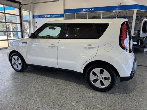 2016 Kia Soul Base