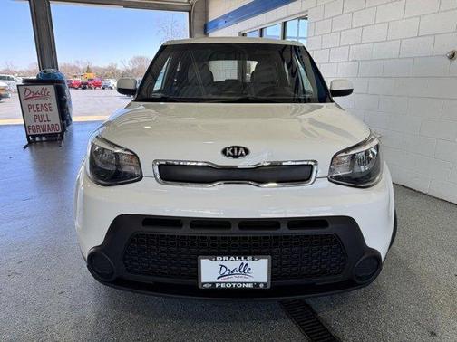 2016 Kia Soul Base