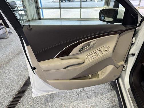 2014 Buick LaCrosse Premium 1