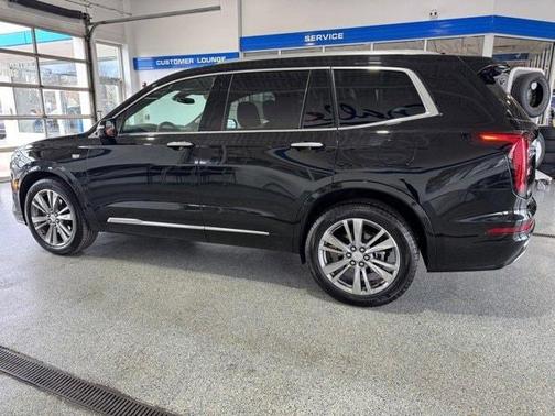 2025 Cadillac XT6 Premium Luxury AWD