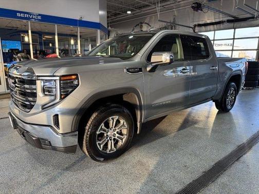 2025 GMC Sierra 1500 SLT