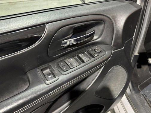 2016 Dodge Grand Caravan AVP/SE