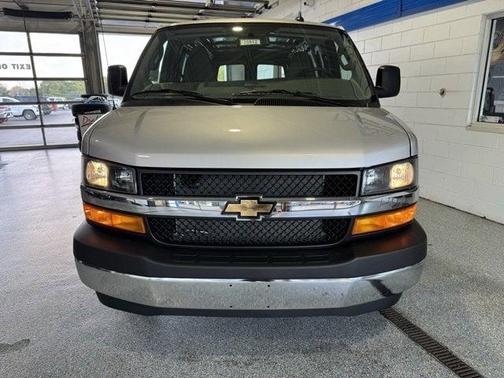 2025 Chevrolet Express 2500 Work Van